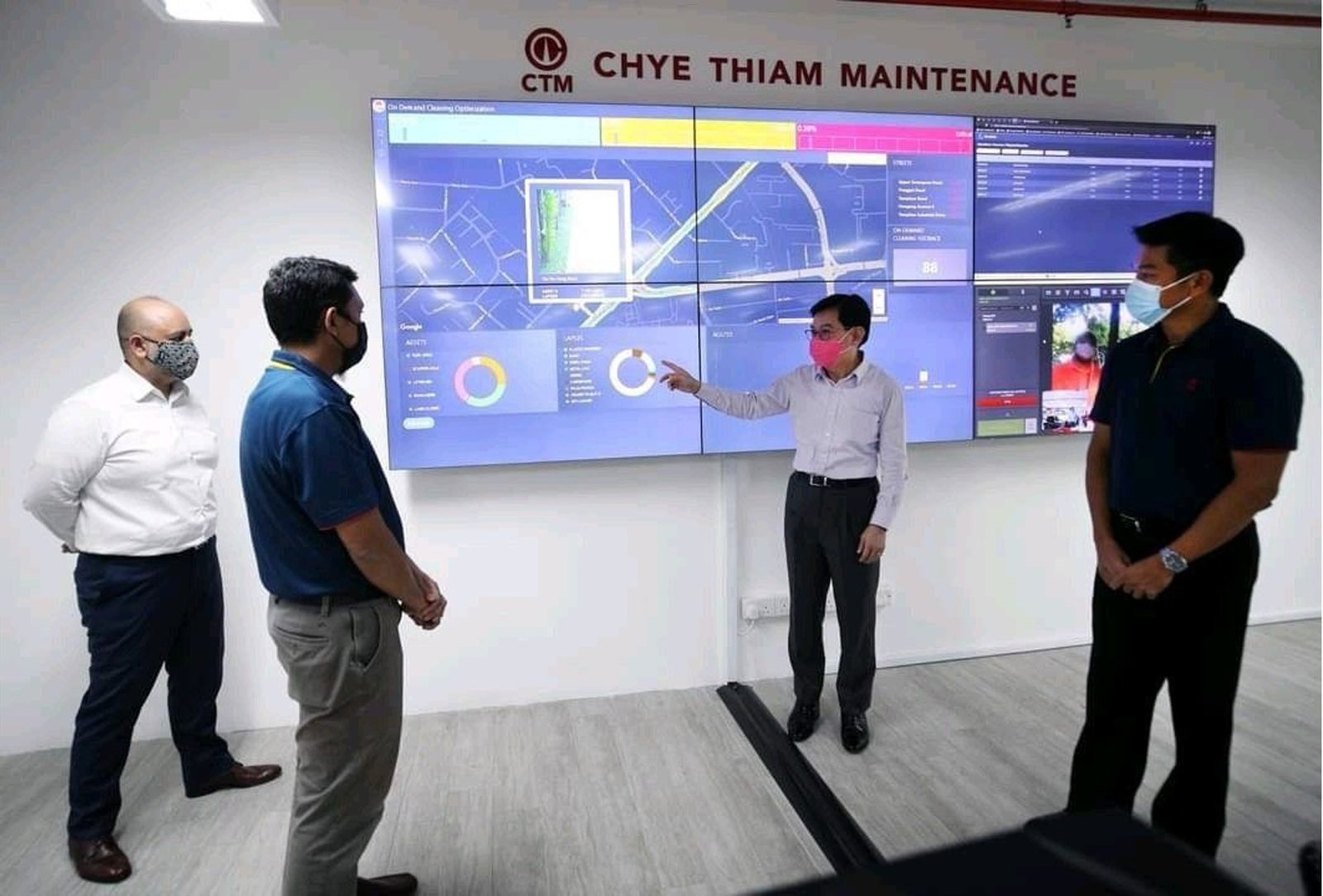 Operations dashboard wall showing live cleaning routes and asset tracking
